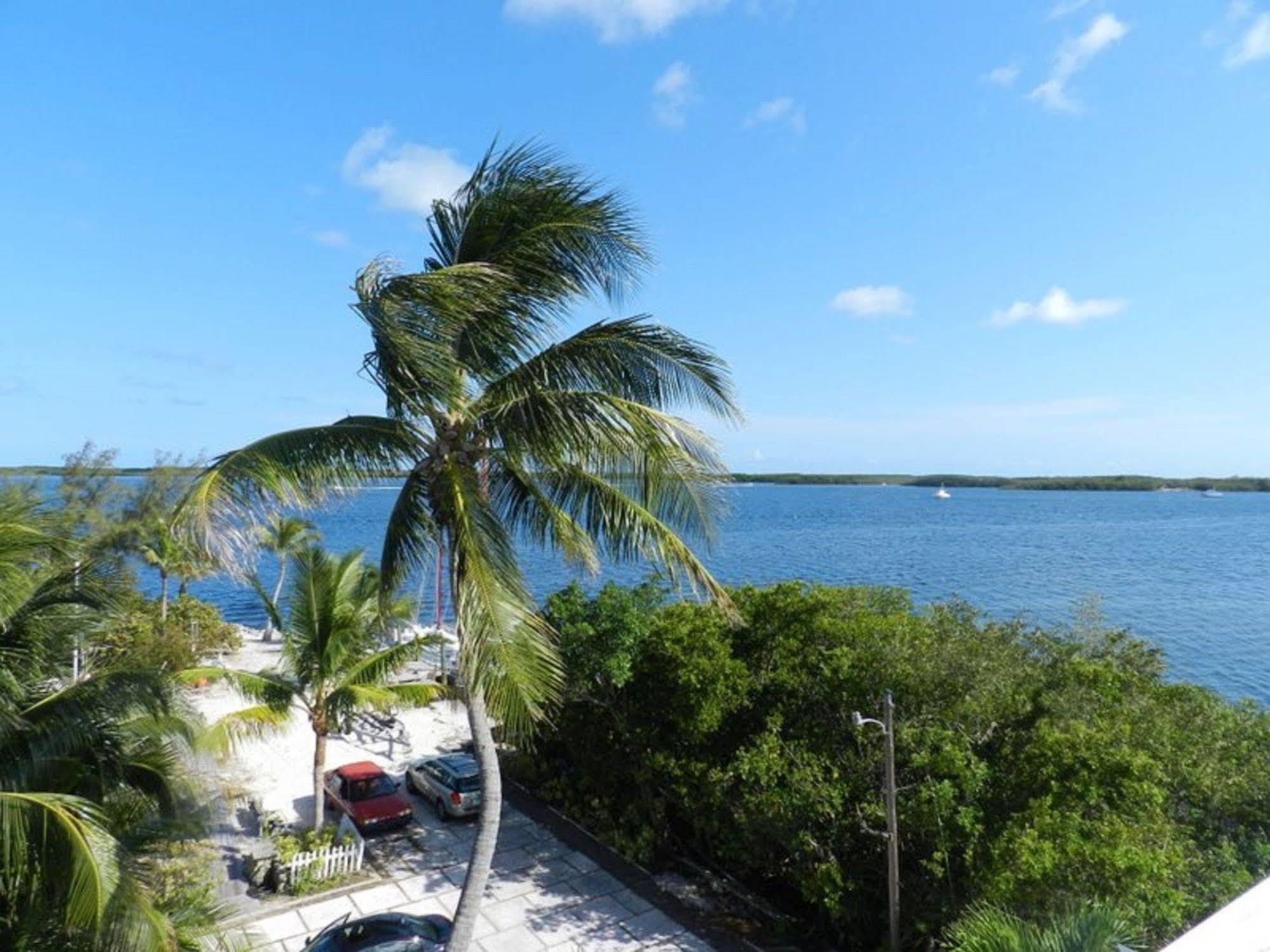 Tarpon Flats Inn & Marina - Key Largo Eksteriør bilde